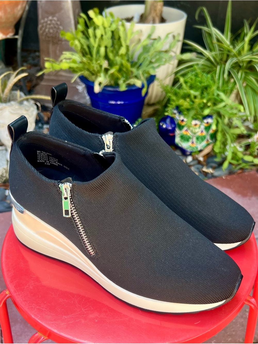 MIX NO. 6 TALANIE WEDGE SLIP-ON  SNEAKER IN BLACK WHITE STRETCH FABRIC Size 8.5